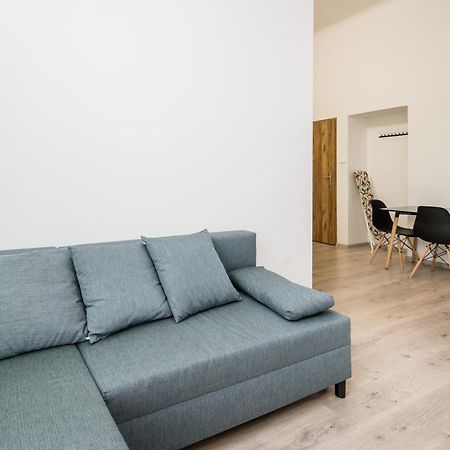 Jm Rooms Lubicz II Krasków Exterior foto