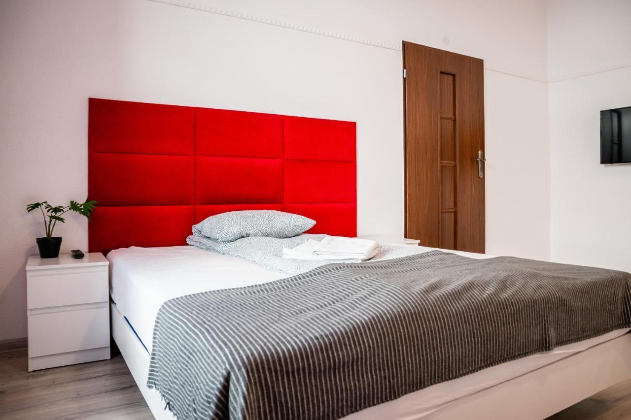 Jm Rooms Lubicz II Krasków Exterior foto